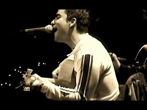 Noel Gallagher & Kelly Jones Live