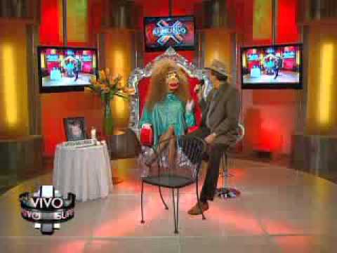 SuperXclusivo 7/23/12 - Evelyn Vázquez, ¿eres rica o eres pobre?