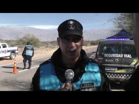 Los equipos de combate contra incendios forestales continúan trabajando en Cafayate