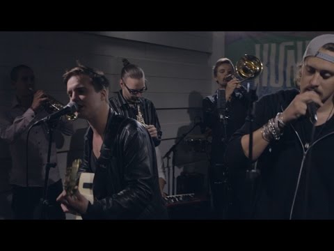 Kuningasidea: Seis maailma (livenä Nova Stagella)