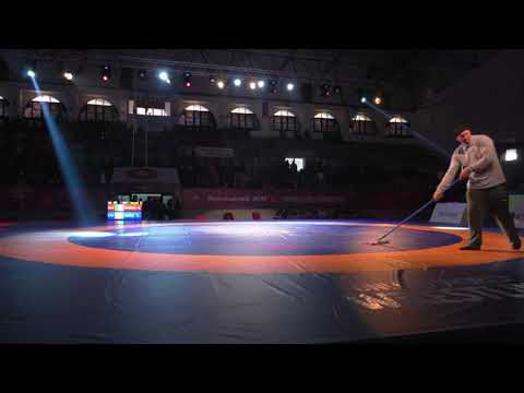 Round 5 GR - 60 kg: M. NAANAA (ALG) v. C. NDRI (CIV)