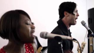 Fitz and The Tantrums &quot;Moneygrabber&quot; live at The Sessions Factory