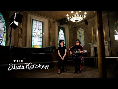 Pete Molinari 'Take These Chains From My Heart' [Hank Williams Cover]  The Blues Kitchen Presents...