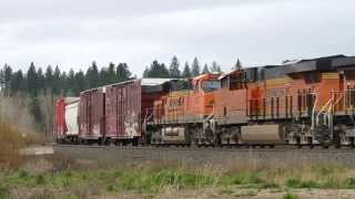 preview picture of video 'BNSF Freight MP4'