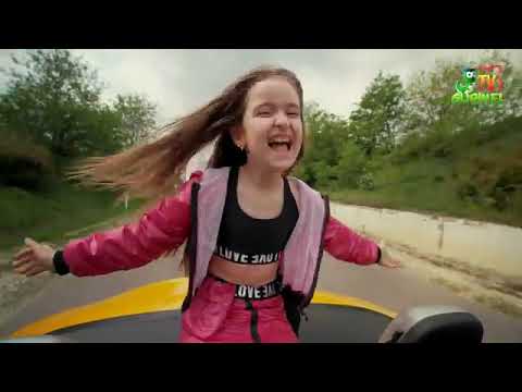 Adela Borș   TikTok Versión en Español