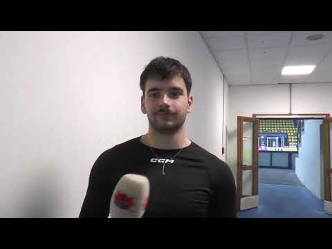 EV Füssen gewinnt Altmeister-Derby beim SCR - Das sagen die Trainer und SCR-Neuzugang Robin Veber