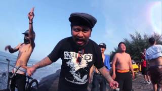 Download lagu Orkeska Gathel Budoyo - Punk Holiday full version mp3