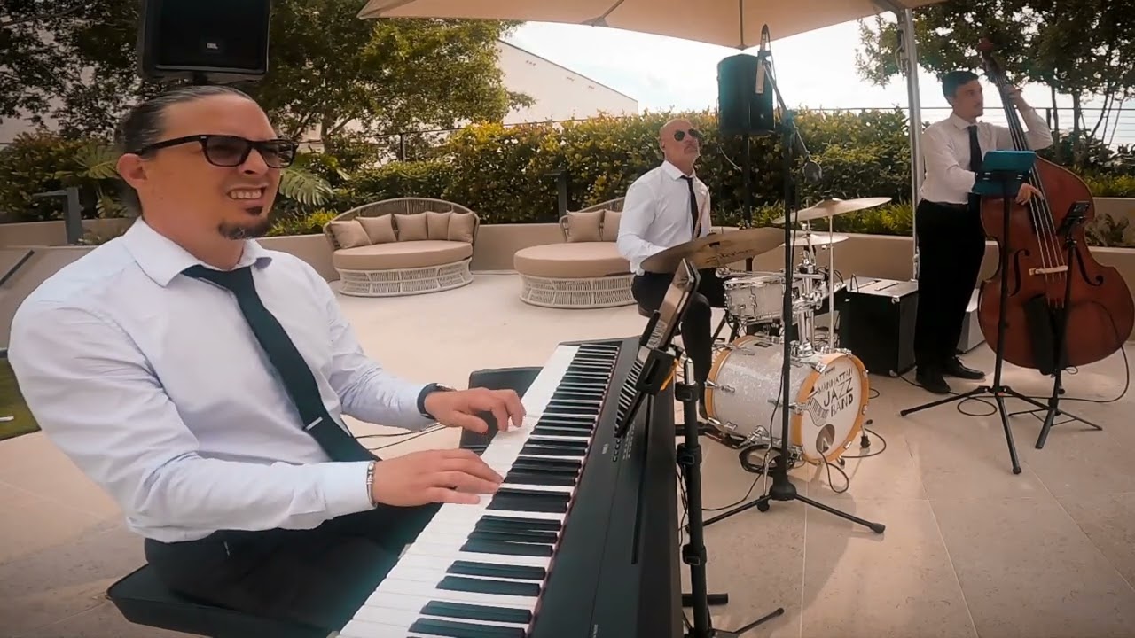 Promotional video thumbnail 3 for Manhattan Jazz Band Miami