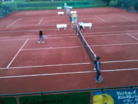 Nachbereitung des Tennis-Derbys