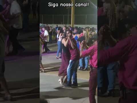 Vamos dança Forro #passossertanejos #Mamonas #roça #vidanaroça #minasgerais #vidareal  #mulherbonita