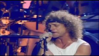 Foreigner Waiting For A Girl Like You Live