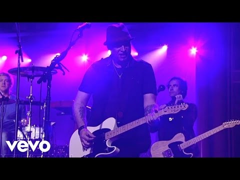 Train - If It's Love (Live on Letterman)