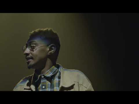 Wad Almzad - Bidoon Jenhain ود المزاد - بدون جنحين (Official Video)