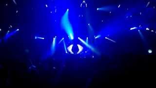 Tiesto - Red Lights (Afrojack Remix) - Afrojack @ MAGNETIC Festival 20.12.2013 PRAHA - 1080p