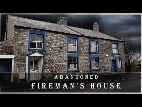 The ABANDONED Fireman's House - A Trashed Time Capsule!