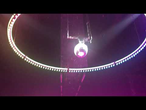 U2 eXPERIENCE + iNNOCENCE Tour 2018 - Even Better Than The Real Thing (Lisbon, 2018-09-16)