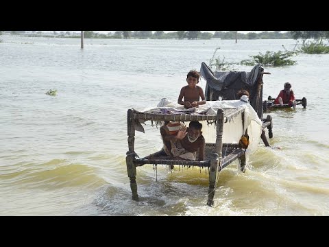 Inondations au Pakistan : \