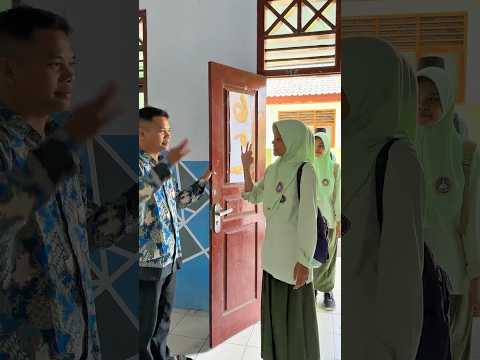 Pilih Kasih Ya Pak😡 #viral #trendingshorts #memes #funny #sekolah