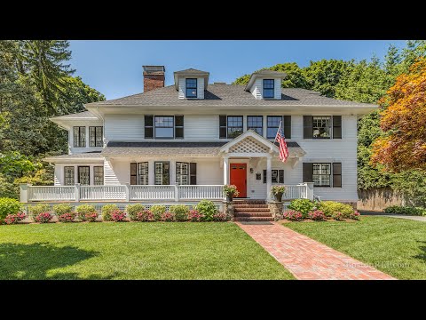 15 Winthrop Rd, Lexington MA - Elizabeth P. Crampton - Tel 781-389-4400