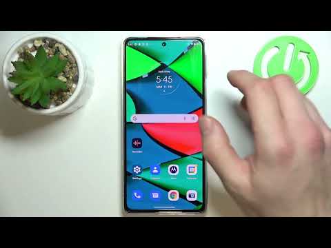 How to Turn Off Flashlight on MOTOROLA Edge 30 Pro