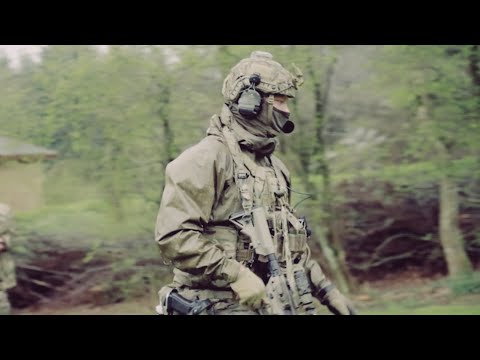 Jægerkorpset operators ambush candidates during the Huntsmen Corps selection course.