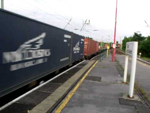 86637 & 86613 Wigan NW.avi
