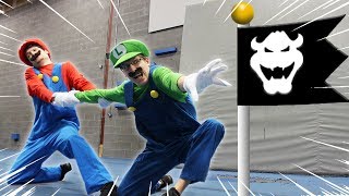 Mario VS Luigi racing Super Mario Bro U Deluxe level - In real life