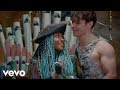 China Anne McClain, Thomas Doherty, Dylan Playfair - What's My Name (From 
