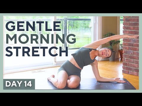 DAY 14 💚 10 min Morning Yoga & Pilates - GENTLE STRETCH - Yogalates Challenge