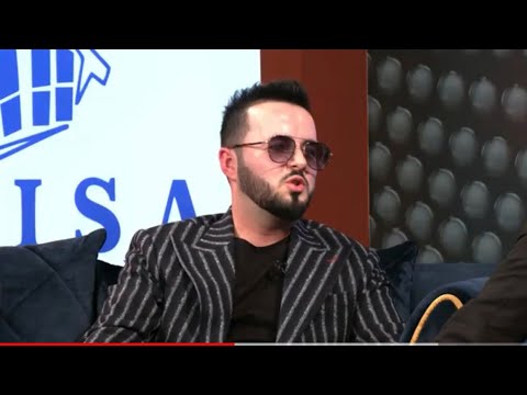 Shokon kengetari shqiptar -Shpenzoi 40 mije euro ne muaj per qefet e mia- Kame 7 makina luksoze