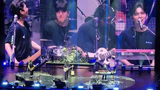 Download lagu [Fancam] Day6 (데이식스) - First Time - Forever Young Tour - Los Angeles 2025 4K mp3