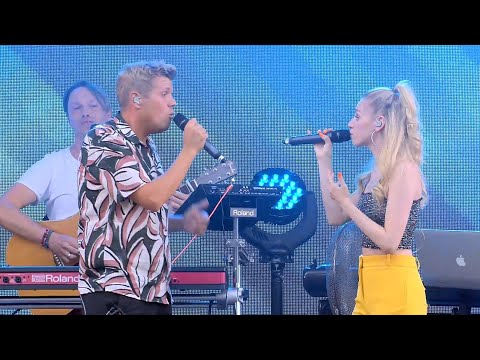 Regi feat. Jake Reese & Camille - Ellie (Unplugged) | Q-Hotspot