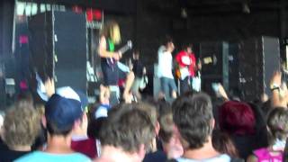 Warped Tour &#39;11 - &quot;It Comes Naturally&quot; I Set My Friends On Fire