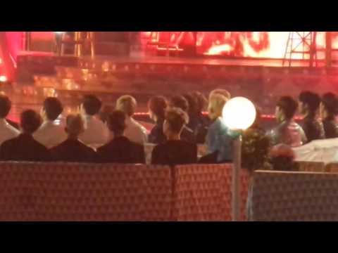 Seventeen, EXO, & more reaction to BTS' "Fire" at MMA 2016