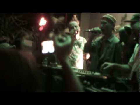 (Part 1) Brother Culture/DJ Q-Mastah Live in Asia -  Wickedness (Tes la Rok) + Mad Freestyle!!!