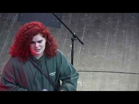 MENTOR BOJAN KRITIKUJE SOFIJU - 17.12.2022. - INSTA TV