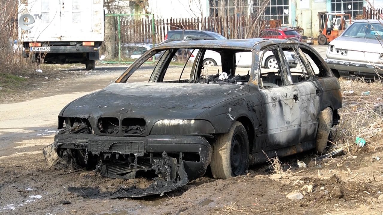 Автосервиз в Кърджали изгоря до основи
