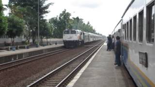 preview picture of video 'Argo Dwipangga Train Passing Wates Station'