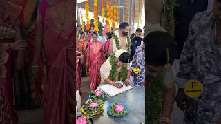 Download lagu After tying the thali, the bride and groom signed the marriage contract #archanajayakrishnan #actresswedding mp3
