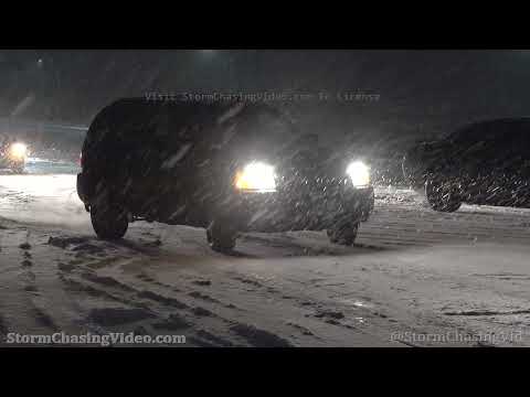 Plow Struggles Up Icy Offramp During New Years Eve Snow Storm - Colorado Springs, CO 12/31/21