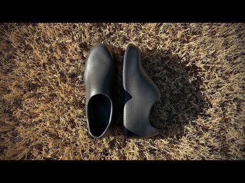 YEEZY SL-02 Size 11 First 24 Hours Review (Comfort, Quality & Seasonality)