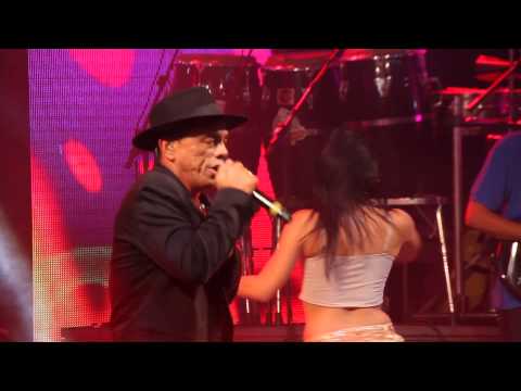 Ferro Na Boneca - Ao Vivo Em Santa Cruz - 05 - Marido Fuleiro (1080p)