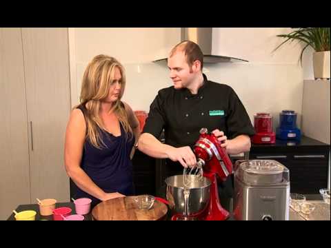 Cuisinart: Making Peppermint Ice Cream in 25 minutes...