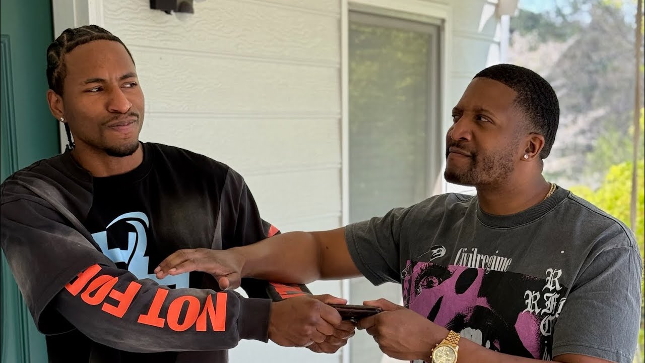 Jae finds out Tre lives with Ernestine and they GO AT IT!