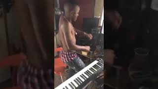 Kabza De Small &amp; Friends - Bamba La