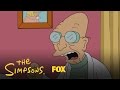 THE SIMPSONS | Futurama meets The Simpsons ...