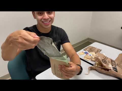 Det 155 MRE Taste Testees