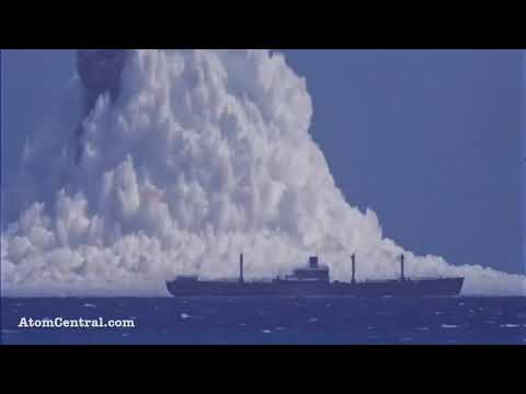 Fat man jumps into the pool (nuklear bomb)