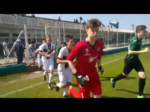 Campionato Under 15 / Parma-Pordenone, ingresso squadre in campo e calcio d'inizio