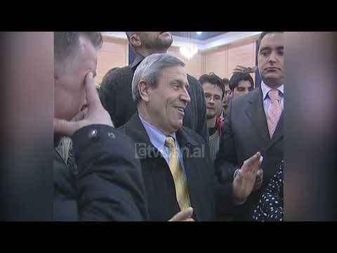 Festa e 14 vjetorit të FRESSH, Rama-Meta përqafime e trokitje gotash - (15 Janar 2006)